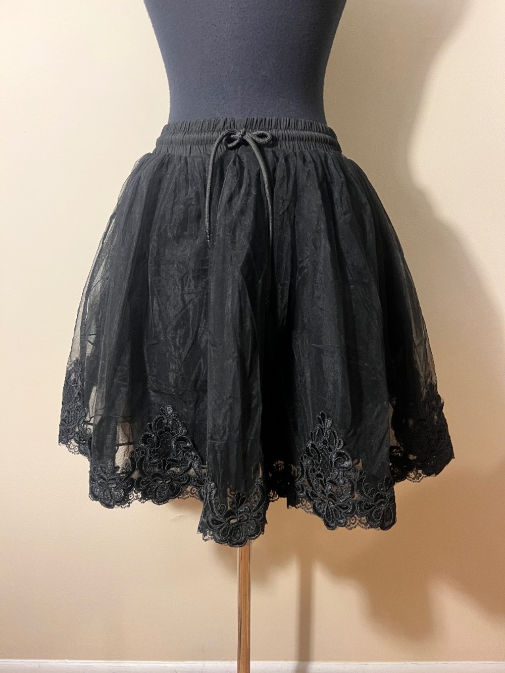 Dark in Love Gothic Lace Tulle Mini Skirt